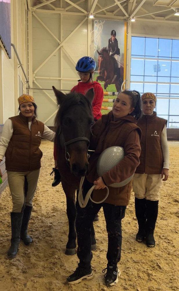 Жабайы Батыстағы құлмен хардкор секс Көліктегі орыстың жеке порносы